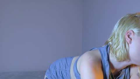 Snapshot of ivory_soule chatting on 10-28-25, 07:27 ivory_soule online show from 10-28-25, 07:27