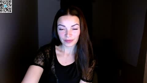 Snapshot of ivorymuse chatting on 04-30-26, 07:53 Lana online show from 04-30-26, 07:53