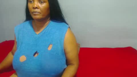 IVORYTITS48 online show from 02-25-25, 11:41