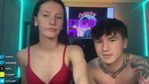 Snapshot of ivy69_9 chatting on 02-23-25, 09:33 ivy69 9 and cody online show from 02-23-25, 09:33