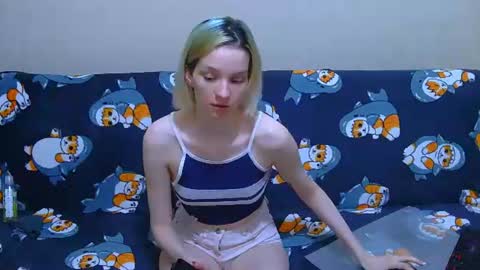 Snapshot of ivy__lester chatting on 07-28-26, 04:52 Ivy and Lester online show from 07-28-26, 04:52