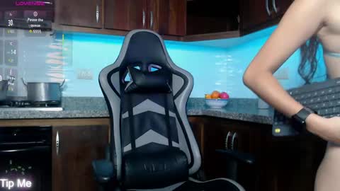 Ivy Heat online show from 05-08-26, 01:55