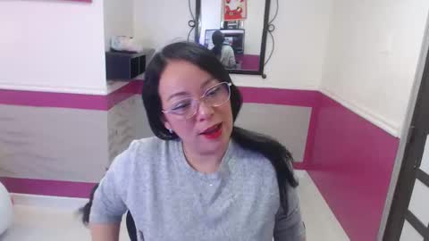 Snapshot of ivy_owen_ chatting on 02-02-26, 12:15 Ivy online show from 02-02-26, 12:15