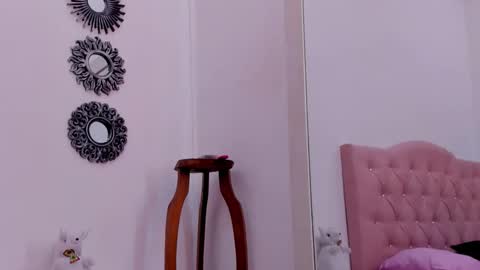 ivy_scorpio online show from 02-14-26, 07:27