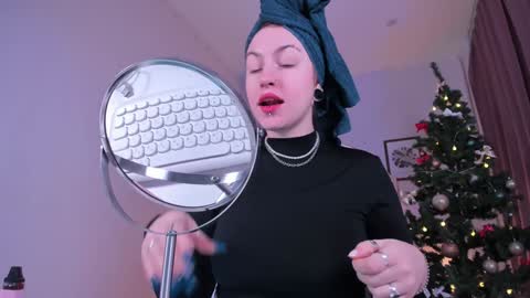 IVY - Follow me 3 online show from 01-05-25, 06:35