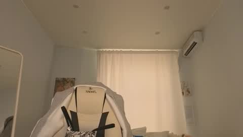 IVY - Follow me 3 online show from 10-01-25, 09:04