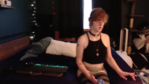 Ivy Parker online show from 11-22-25, 08:08