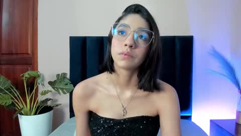 IvyJhonss online show from 01-17-26, 12:21
