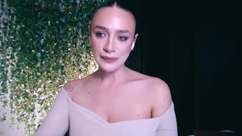 Miss Ivy online show from 02-01-25, 04:33