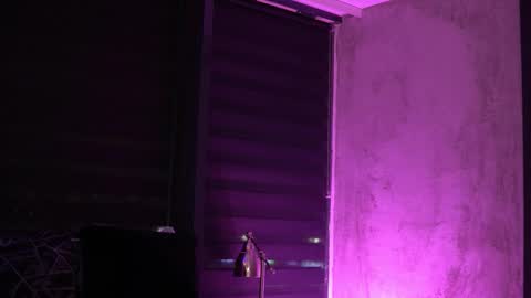 IvyRowa online show from 11-15-25, 06:37