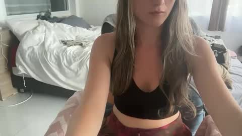 ivysagex online show from 11-11-25, 07:19