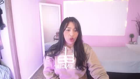 ivyshine7 online show from 10-14-25, 03:51