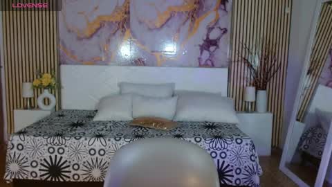 ivyshine7 online show from 05-10-26, 07:30