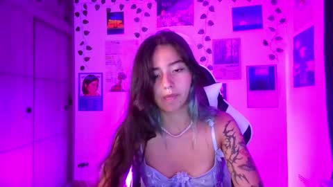 Snapshot of ivystone_ chatting on 03-25-26, 12:27 Ivy online show from 03-25-26, 12:27