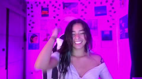 Snapshot of ivystone_ chatting on 04-15-26, 01:45 Ivy online show from 04-15-26, 01:45