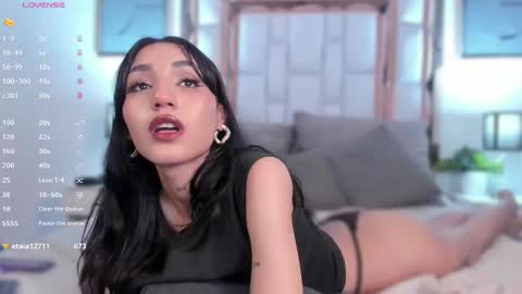 Ivy Pierce  online show from 01-04-25, 02:35