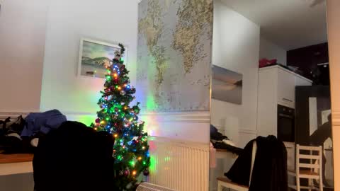 Snapshot of iwannabe2020 chatting on 12-20-24, 01:47 iwannabe online show from 12-20-24, 01:47