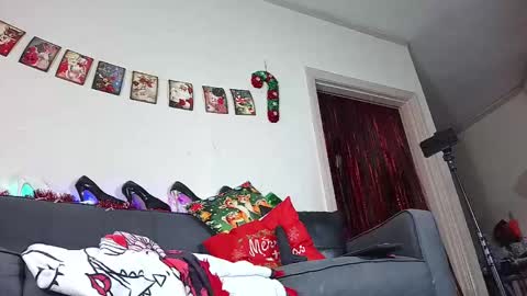 Gwen LaCourt online show from 12-09-24, 02:17