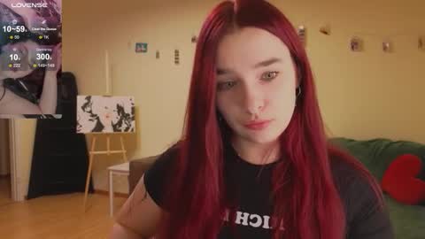 Snapshot of iwi_wi_wi chatting on 01-18-26, 08:34 Daisy online show from 01-18-26, 08:34