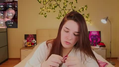 Snapshot of iwi_wi_wi chatting on 04-04-26, 03:49 Daisy online show from 04-04-26, 03:49