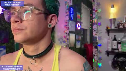 Snapshot of iwillbeyourmuse chatting on 02-02-26, 12:09 Muse hethey online show from 02-02-26, 12:09