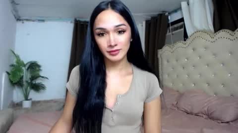 iwillcum4u_ online show from 11-07-25, 06:35