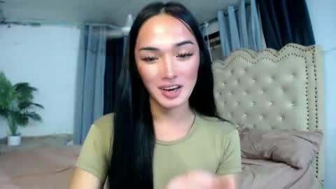 iwillcum4u_ online show from 11-22-25, 01:04