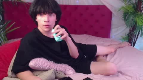 Maxim online show from 12-07-24, 04:31