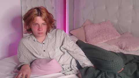 Snapshot of iwillfall_ chatting on 09-30-25, 09:53 Maxim online show from 09-30-25, 09:53