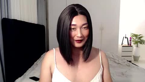 iya_hermosa online show from 12-22-25, 01:08