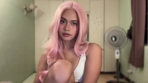 Snapshot of iyahfoxy777 chatting on 04-15-26, 05:09 divaonopka online show from 04-15-26, 05:09