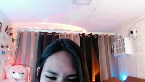 Red online show from 02-18-25, 05:53