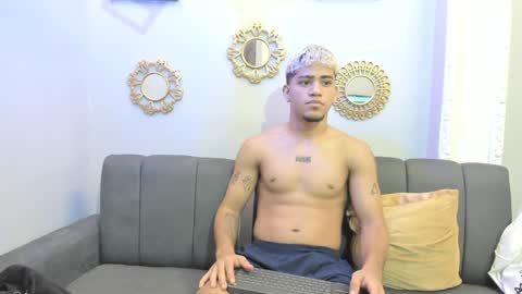 izaack online show from 01-24-25, 01:25