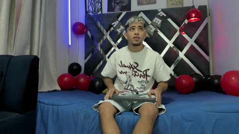 izaack online show from 02-15-25, 12:54