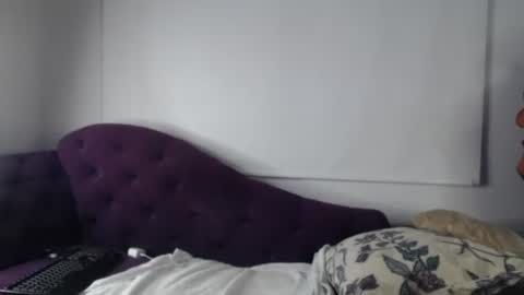 Snapshot of izabellasweet chatting on 09-29-25, 10:58 Izabella online show from 09-29-25, 10:58