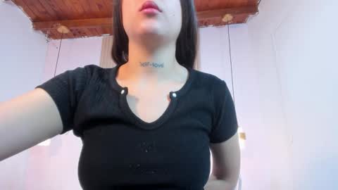 Snapshot of izelevans chatting on 03-12-26, 11:38 izelevans online show from 03-12-26, 11:38