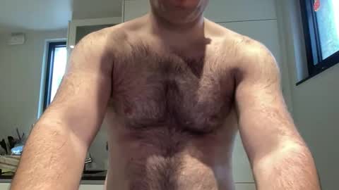 Izylduur online show from 01-14-26, 11:38