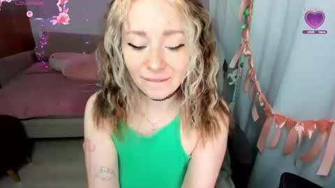  K A T E    I have great pvt hot shows with dildos shows in pantyhose I love to squirt fabulously online show from 06-14-26, 04:09