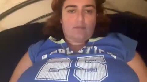 izzyishottttt online show from 09-29-25, 04:50