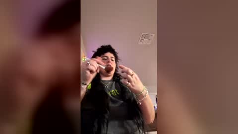 Snapshot of izzyishottttt chatting on 02-23-26, 03:59 izzyishottttt online show from 02-23-26, 03:59