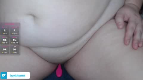 Snapshot of izzyishottttt chatting on 03-24-26, 10:15 izzyishottttt online show from 03-24-26, 10:15