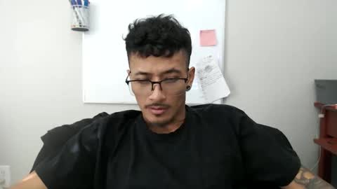 Snapshot of j0nnyk1ng chatting on 02-13-26, 11:12 Mugen online show from 02-13-26, 11:12