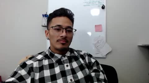 Snapshot of j0nnyk1ng chatting on 02-18-26, 12:06 Mugen online show from 02-18-26, 12:06