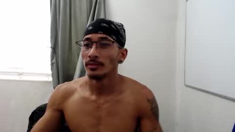 Snapshot of j0nnyk1ng chatting on 03-21-26, 07:50 Mugen online show from 03-21-26, 07:50