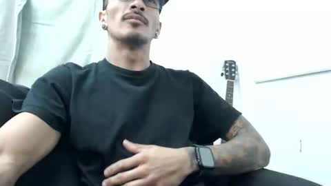 Snapshot of j0nnyk1ng chatting on 03-24-26, 05:12 Mugen online show from 03-24-26, 05:12