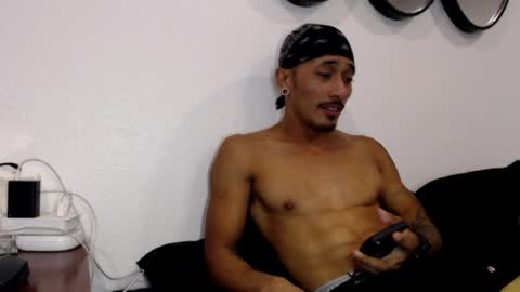 Snapshot of j0nnyk1ng chatting on 04-04-26, 09:18 Mugen online show from 04-04-26, 09:18