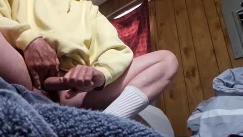 Snapshot of j1025402 chatting on 03-10-26, 10:15 j1025402 online show from 03-10-26, 10:15