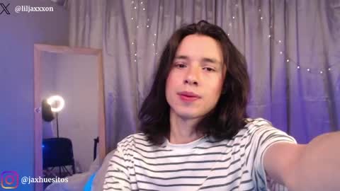 Snapshot of j_a_x_x_x_o_n chatting on 04-21-26, 06:52 Hey im Jaxxxon check my info online show from 04-21-26, 06:52