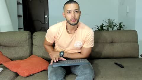 Calix  Independient model Insta and twt Calixsnake online show from 12-30-24, 01:15