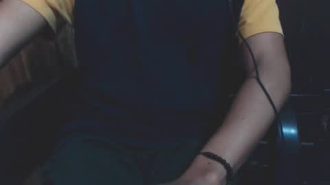 Snapshot of j_castello chatting on 12-24-24, 06:28 J online show from 12-24-24, 06:28